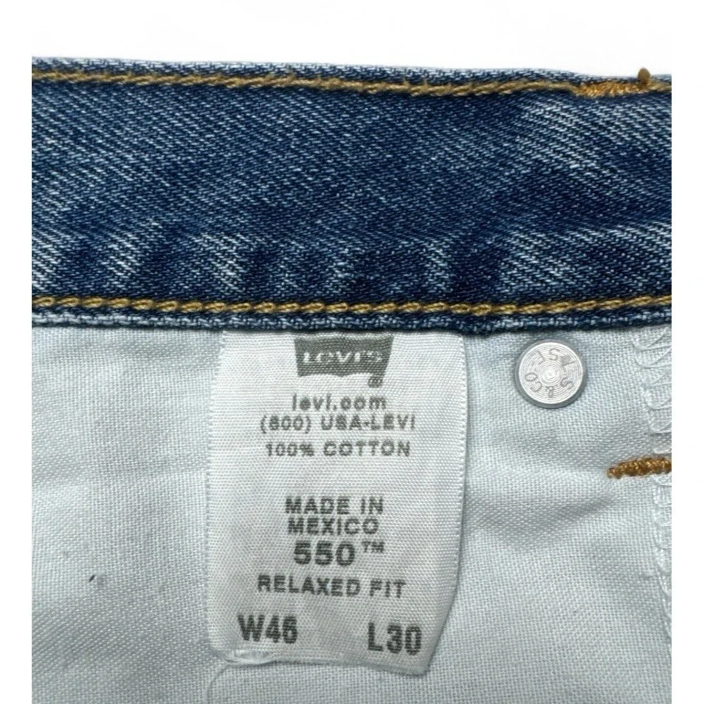 Levi's 550 Men's Relaxed Fit Jeans | 100% Cotton Straight Leg Denim | Size 46x30